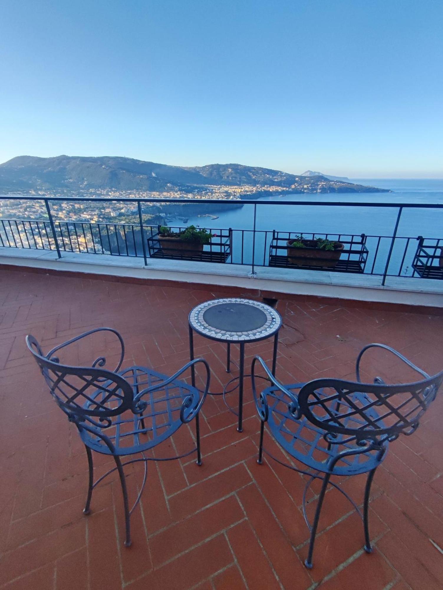 Giardino 21 Marzo Bed & Breakfast Vico Equense Exterior photo